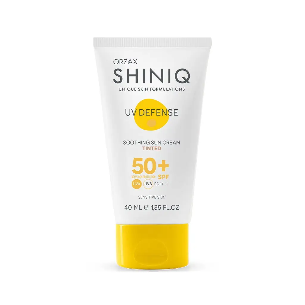 Shiniq UV Defense Soothing Sun Cream Tinted SPF50+ 40 ml